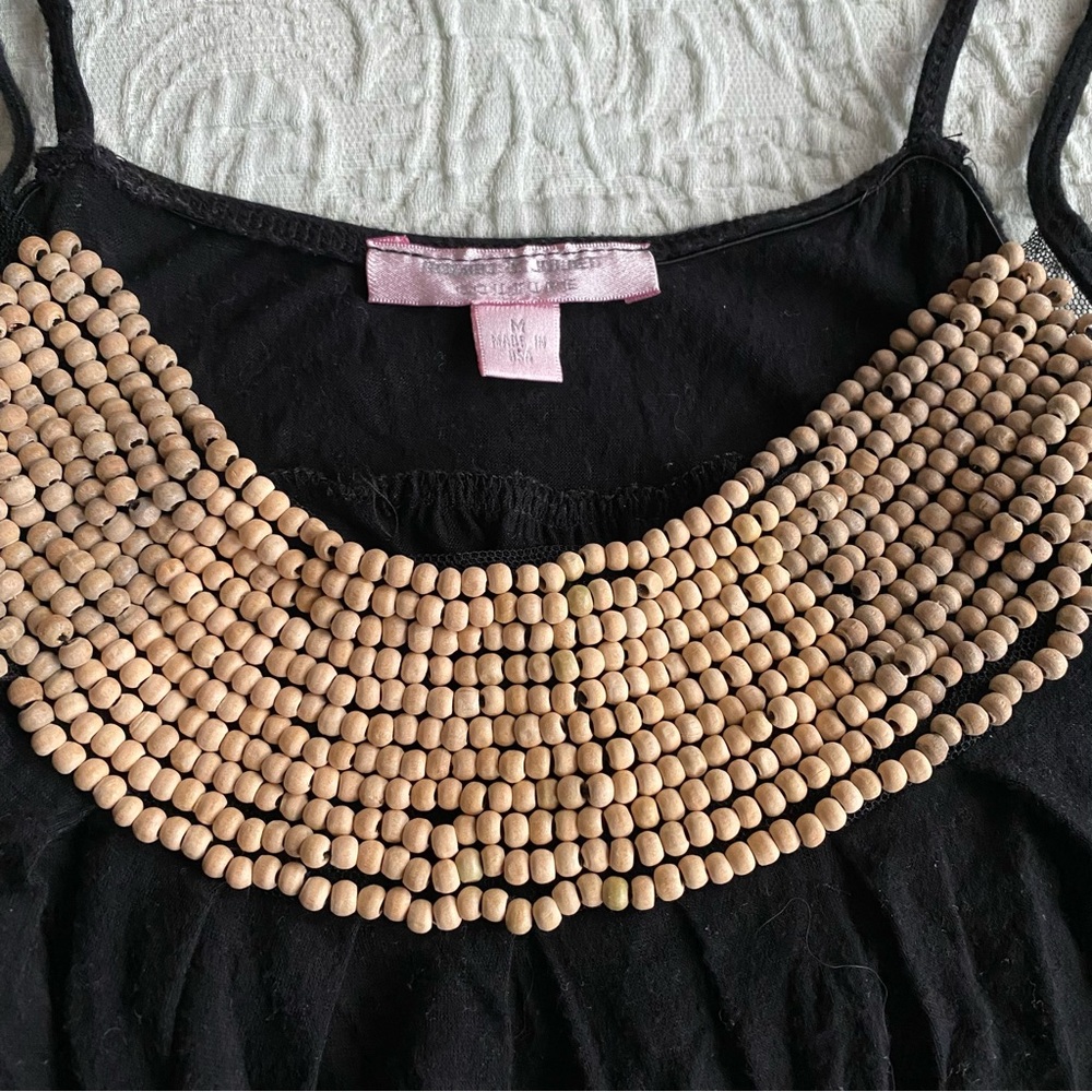 Black Long Tank Top Wood Beaded Neckline Size Medium Spaghetti Strap Tank Tunic - Picture 2 of 7